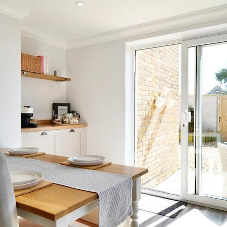 Joannes Retreat, Dog Friendly Property In Weymouth With Free Parking Exterior photo